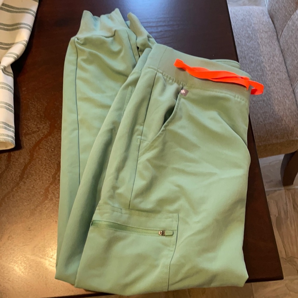 Figs Zamora Jogger Scrub Pants